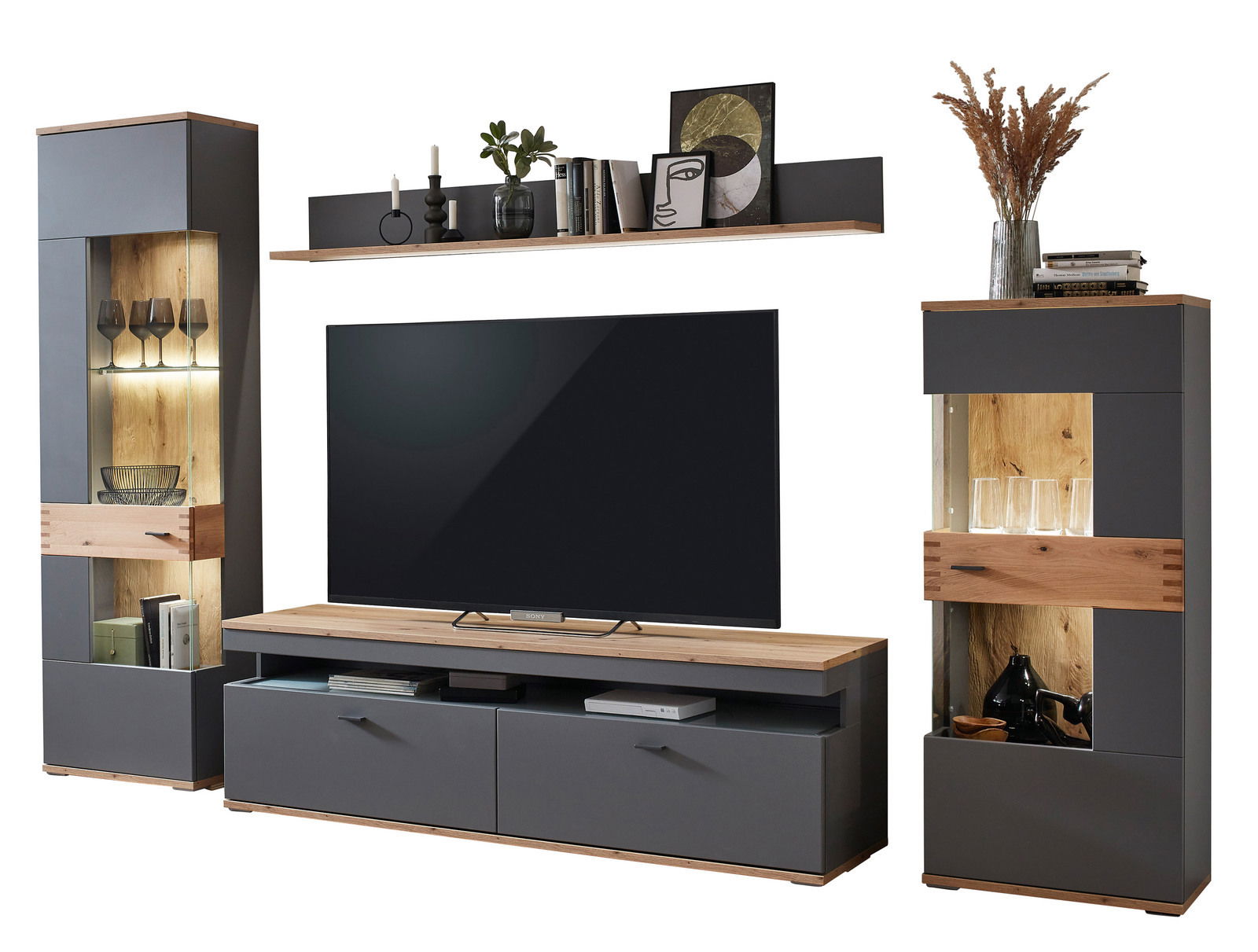Moderne Wandkombination mit TV-Schrank, zwei Vitrinen und einem Wandregal in Holzoptik und Anthrazit, frontal betrachtet.