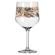 Weinglas mit Leoparden- und Blumenmuster, seitliche Perspektive
