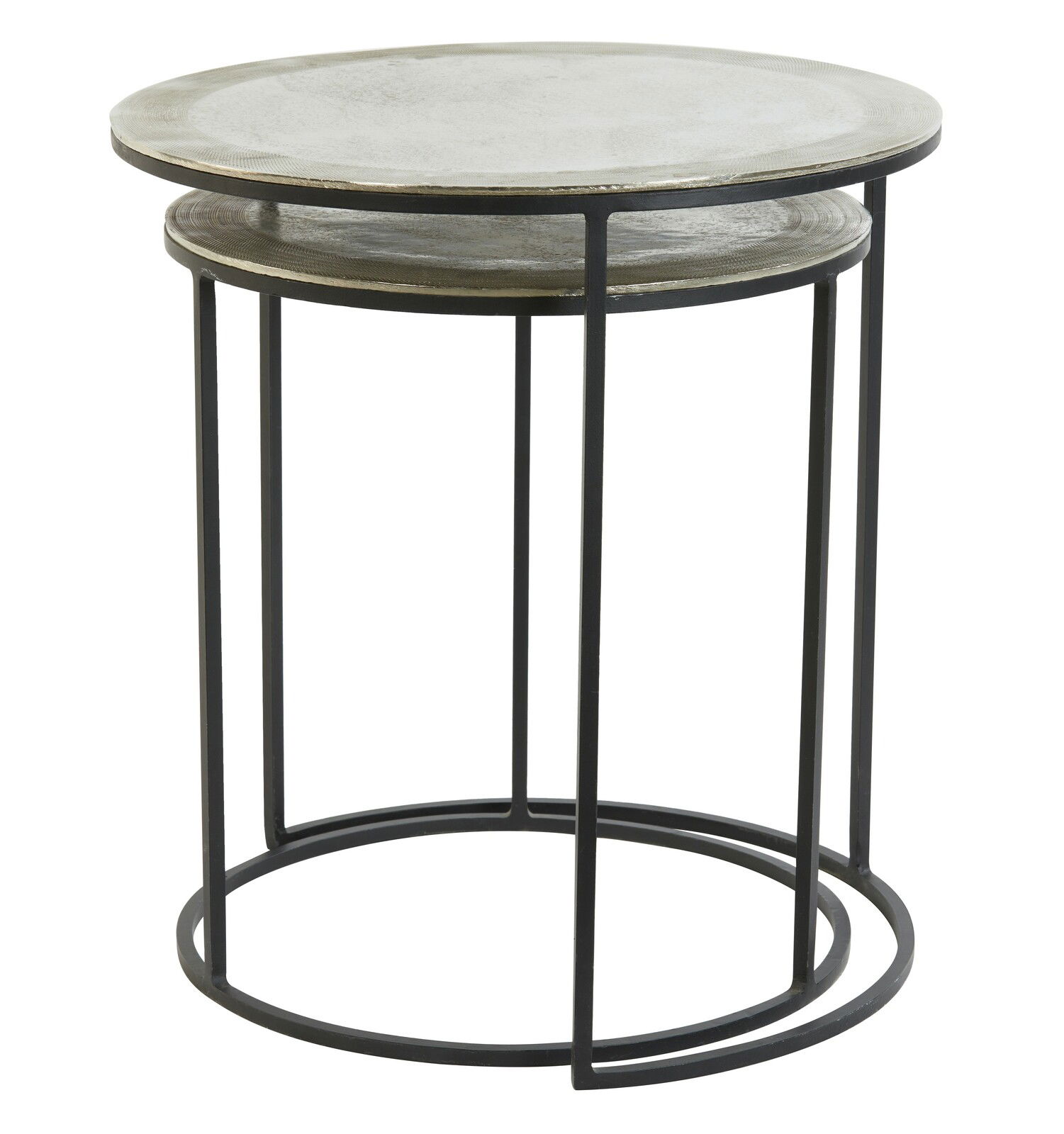 Zwei runde Beistelltische aus Metall mit schwarzem Gestell, ineinander verschachtelt, seitliche Perspektive.