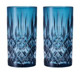 Zwei blaue Longdrinkgläser im Noblesse-Design, frontal fotografiert, mit elegantem Schliffmuster.