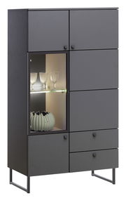 Moderne graue Vitrine mit Glaseinsatz, beleuchtet, gefüllt mit dekorativen Gläsern und einer Vase, seitliche Perspektive