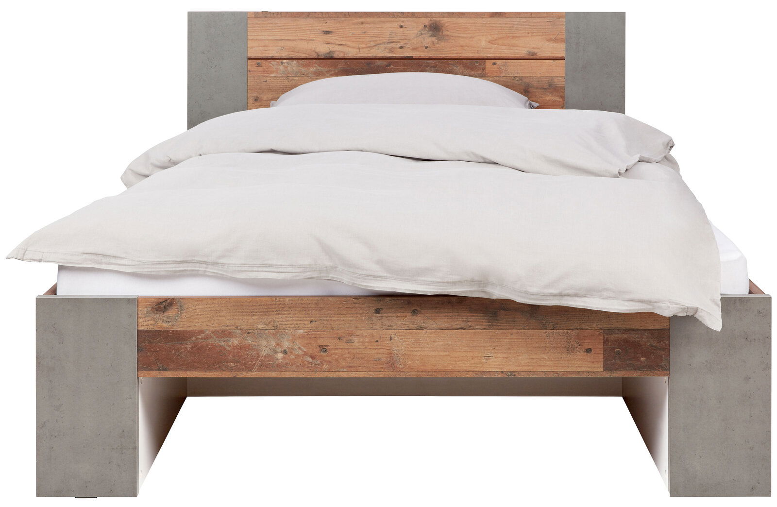 Frontale Ansicht eines Bettes mit Holz- und Betonoptik, bezogen mit weißer Bettwäsche.