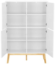 Weißes Highboard mit offenen Türen, sechs Fächern und Holzbeinen, frontale Ansicht.