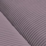 Nahaufnahme eines lila gestreiften Stoffes eines Big-Sofas, Detailansicht der Textur