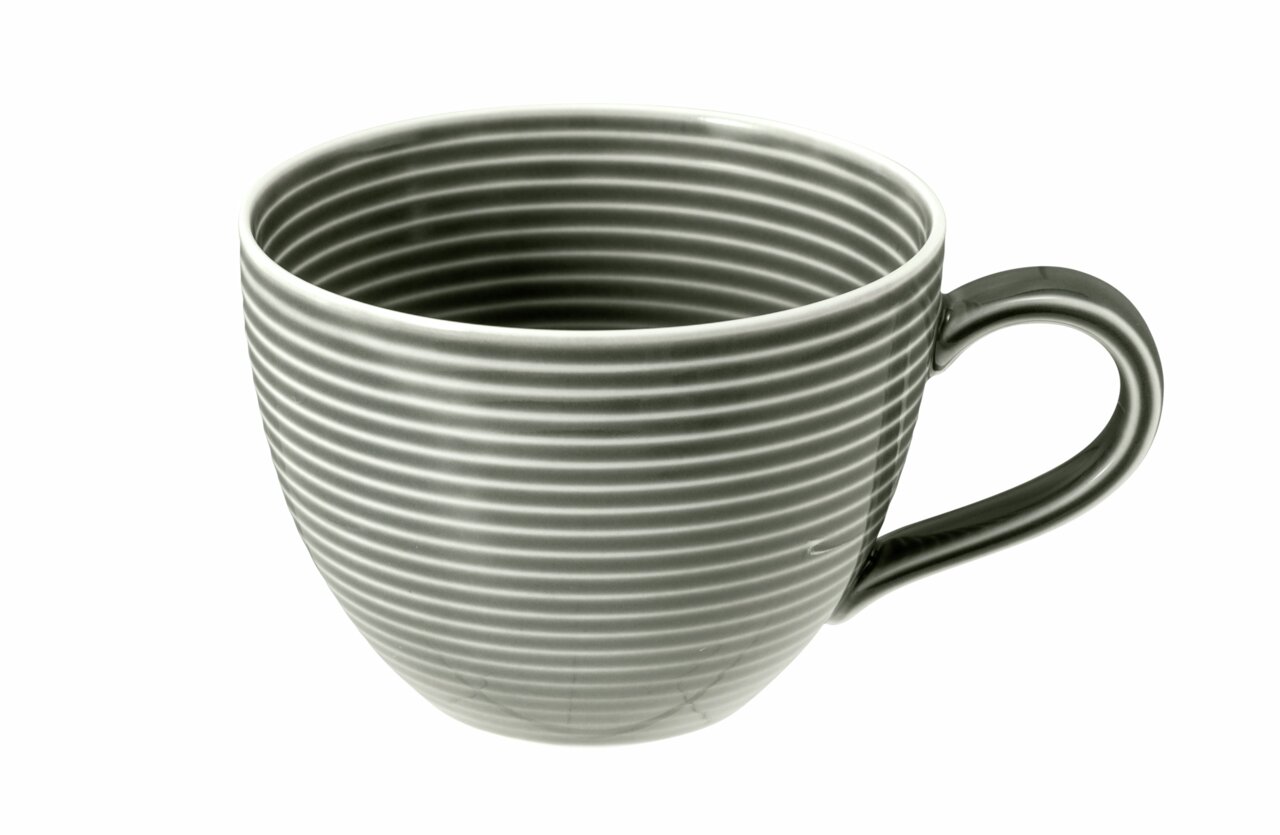 Graue Kaffeetasse mit Reliefstreifen, seitliche Perspektive