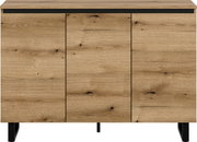 Frontale Ansicht eines modernen Sideboards aus Holz mit drei Türen und schwarzen Beinen.
