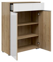 Kommode mit zwei offenen Türen und einer geöffneten Schublade, aus Holz mit weißen Fronten, Perspektive von vorne