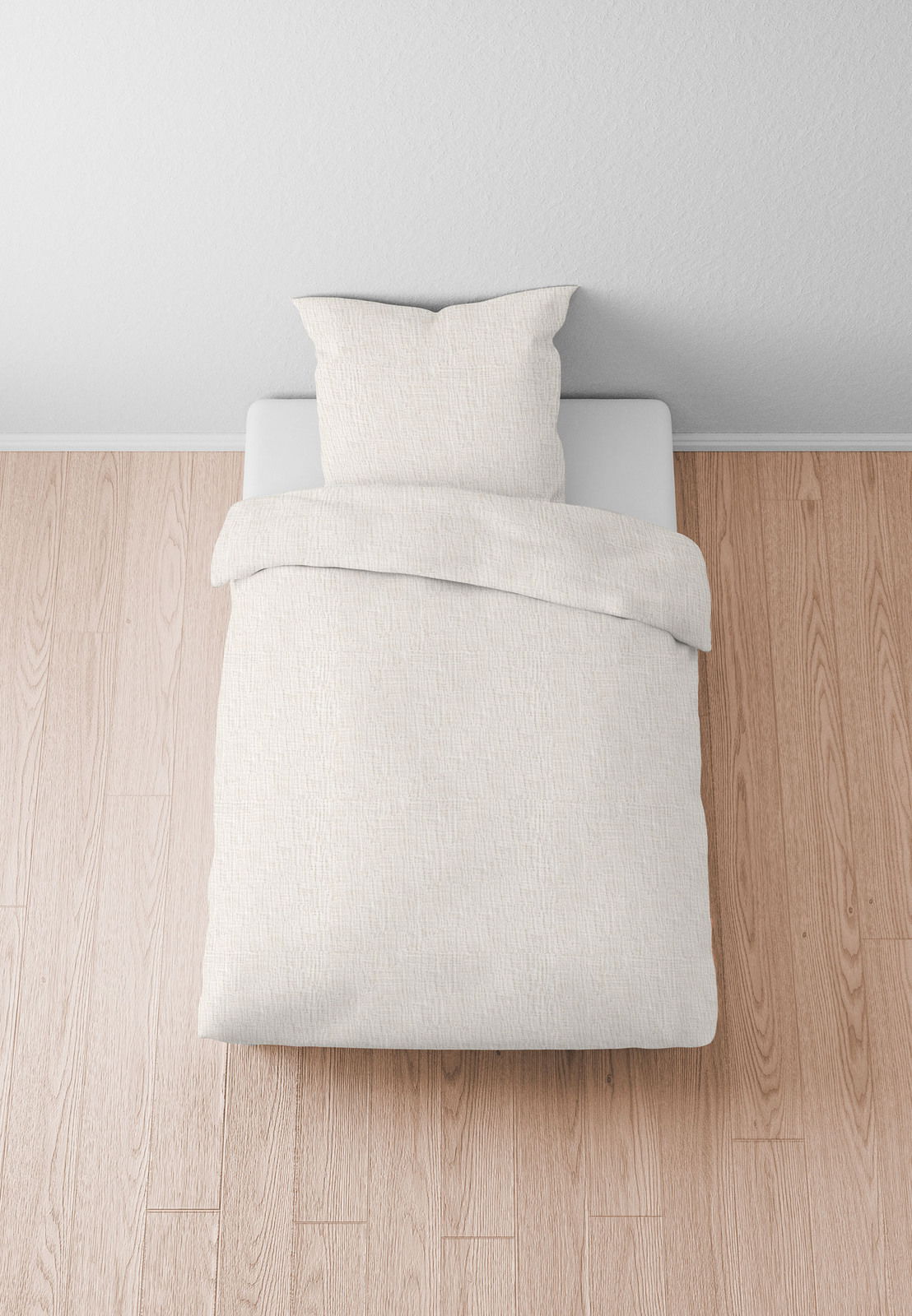 Biberna Bettwäsche MUSSELIN Bettwäsche-Set in Cremefarbe auf einem Bett, aus der Vogelperspektive fotografiert