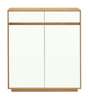 Moderner Schuhschrank aus Holz mit zwei Schubladen und zwei Türen, frontale Ansicht.