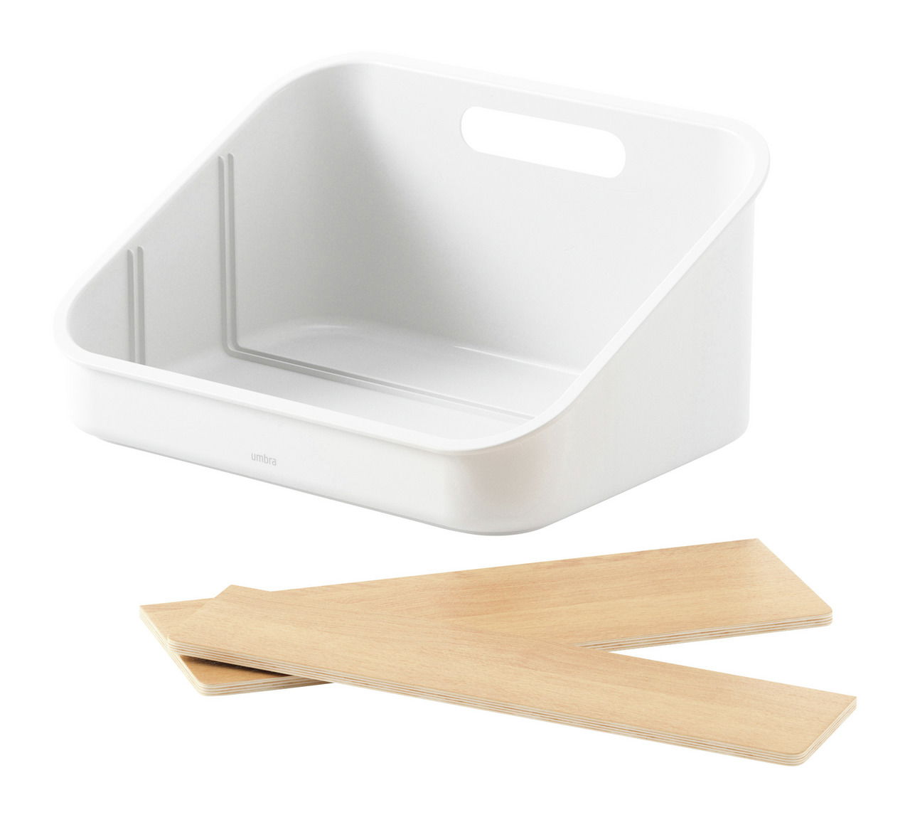 Weißer Organizer mit Holzdetails, schräg von vorne fotografiert.