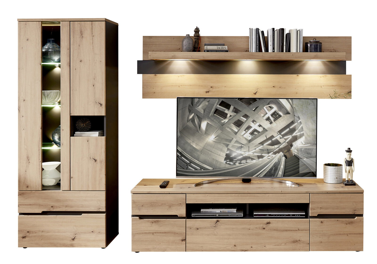 Z2 Wohnwand MEMPHIS Wohnwand aus Holz in moderner Optik mit beleuchteten Regalen, TV-Schrank und Wandregal, frontal betrachtet.