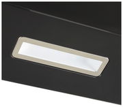 Nahaufnahme einer rechteckigen LED-Leuchte in einer Dunstabzugshaube