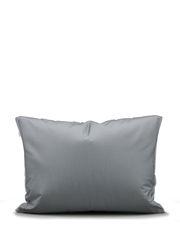 Graues Kissen in Vorderansicht, Teil der Bettwäsche 155x220cm