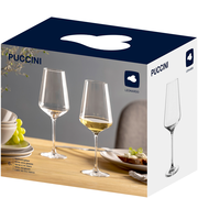 Verpackung eines 6er-Sets Weißweingläser mit elegantem Design, seitliche Perspektive