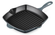 Grillpfanne 26cm Ocean aus Gusseisen mit Rillenstruktur, seitliche Perspektive