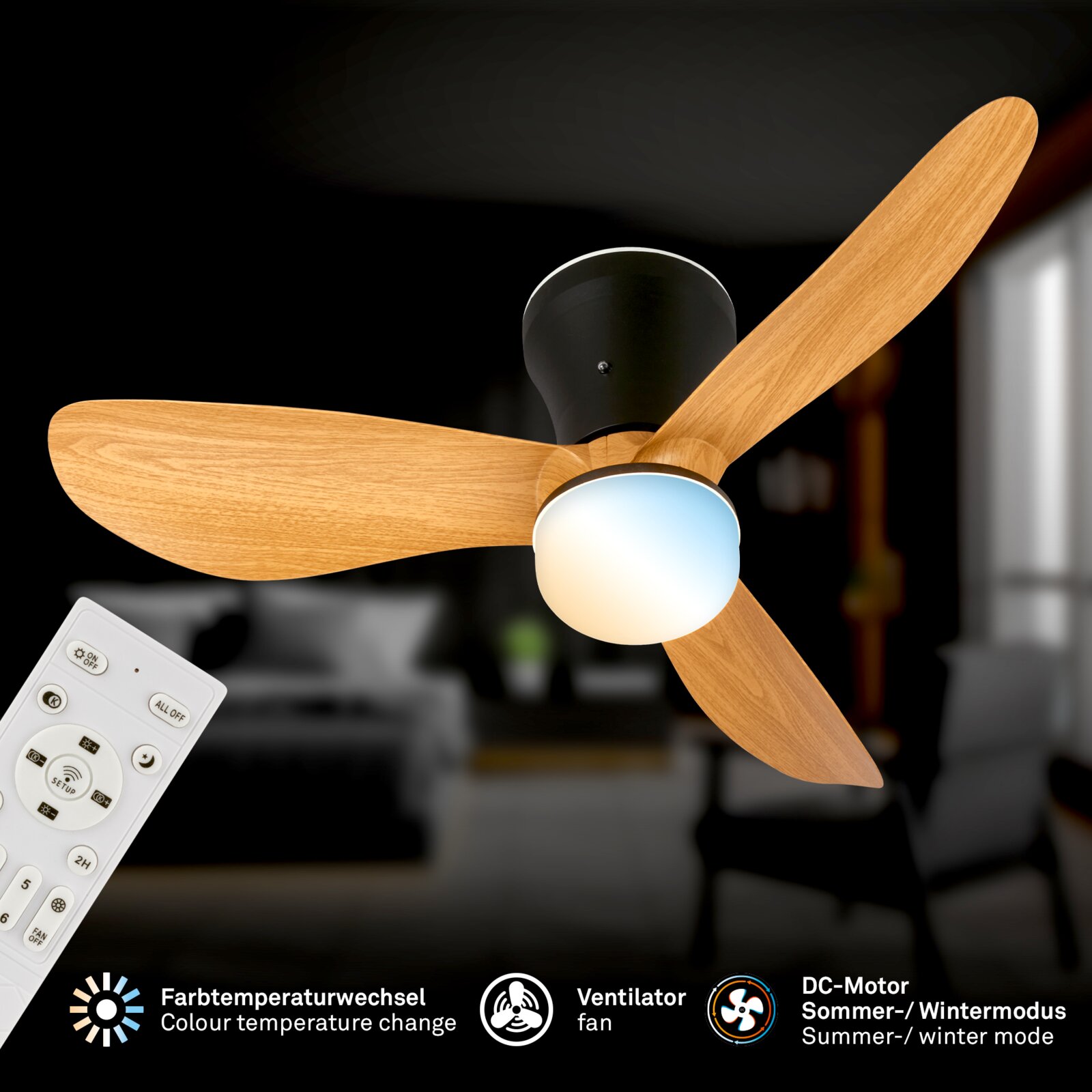 Deckenventilator mit drei Holzflügeln und integriertem LED-Licht in Nahaufnahme von unten, daneben eine Fernbedienung; DC-Motor mit Sommer-/Wintermodus und Farbtemperaturwechsel