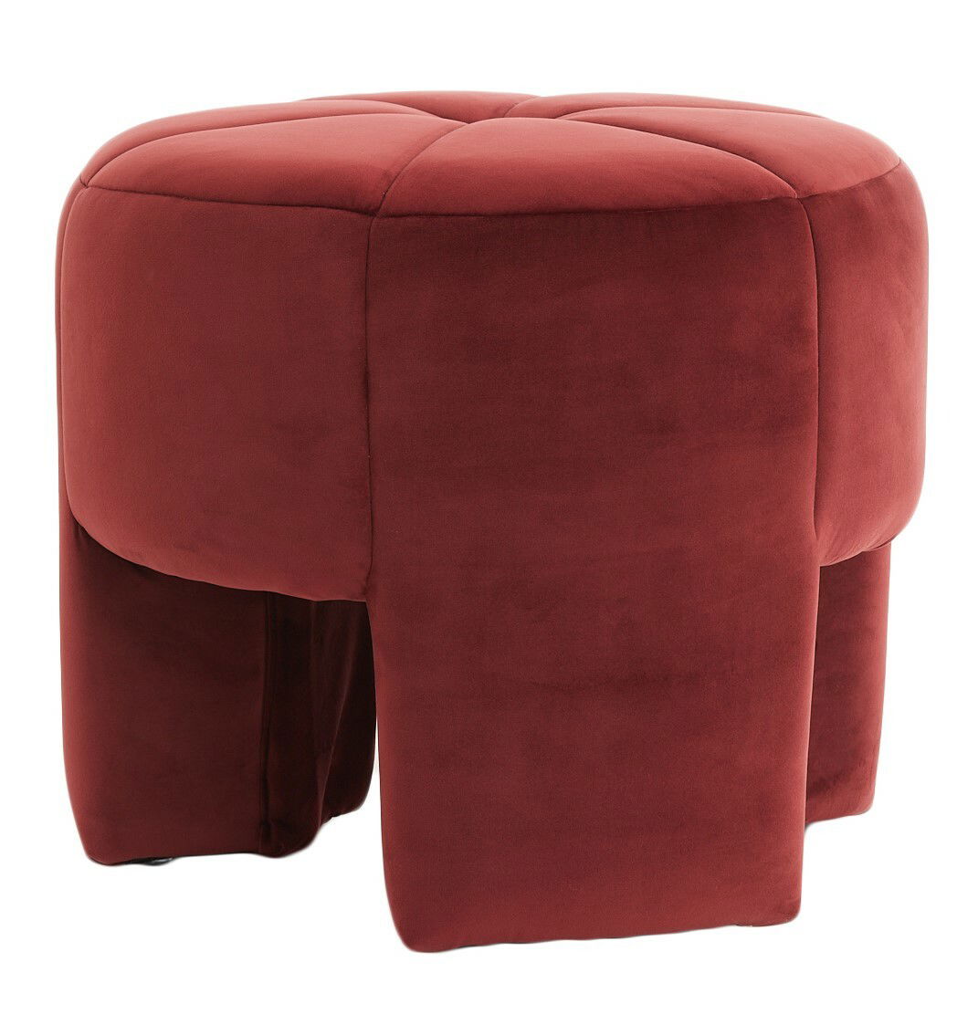 Roter Sitzpuff aus Samt mit vier Beinen, seitliche Perspektive