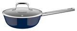 Blaue Sauteuse mit Deckel und langem Griff, seitliche Perspektive
