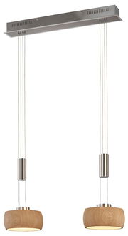 Moderne Pendelleuchte mit zwei hängenden Holzlampenschirmen und Metallakzenten, seitliche Perspektive
