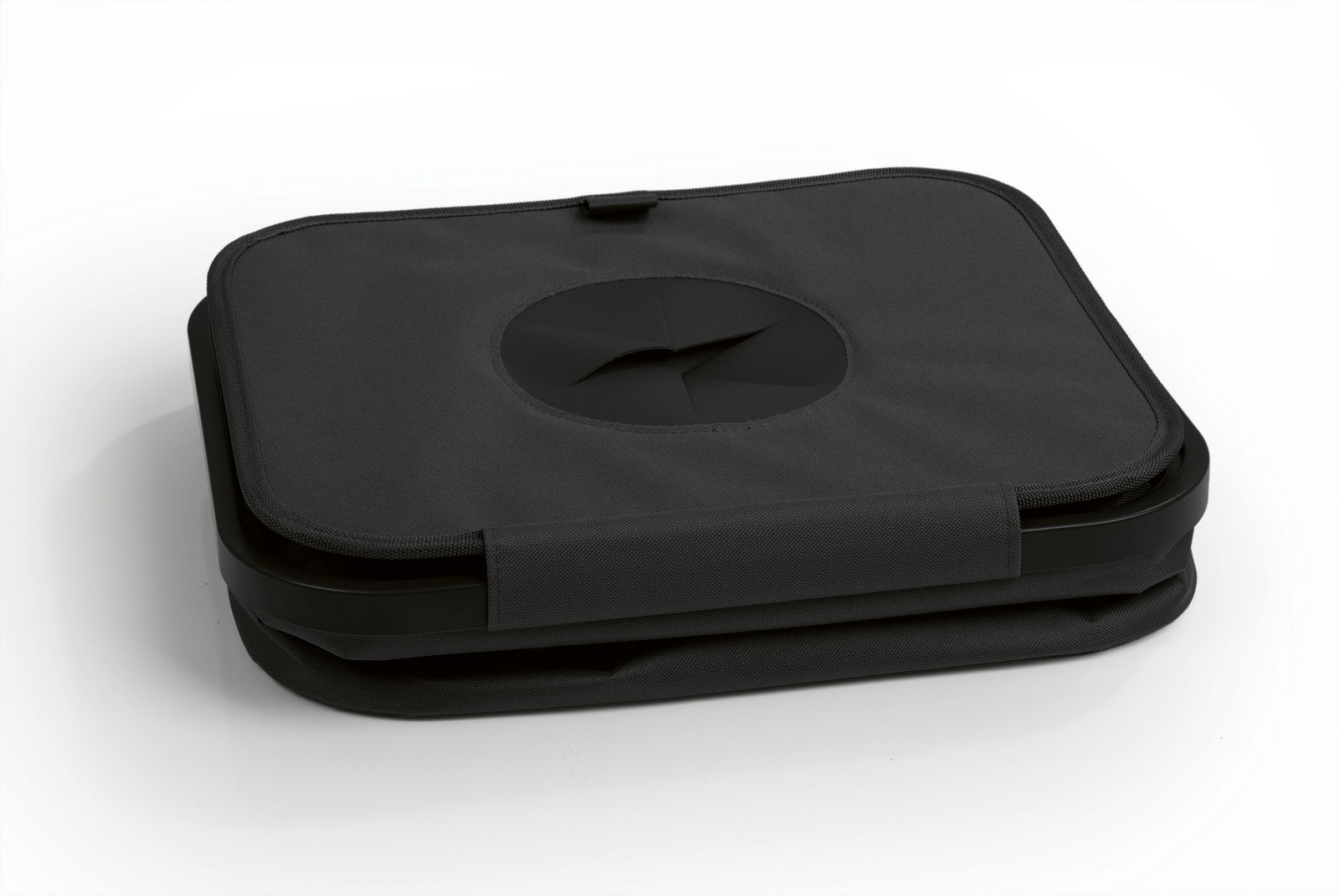 Schwarzer Pfandflaschen Sammelbehälter in rechteckiger Form, von oben betrachtet, mit einem runden Eingangsloch in der Mitte des Deckels.