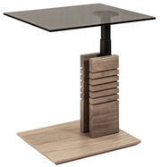 Moderner Beistelltisch mit Glasplatte und Holzsockel, seitliche Perspektive