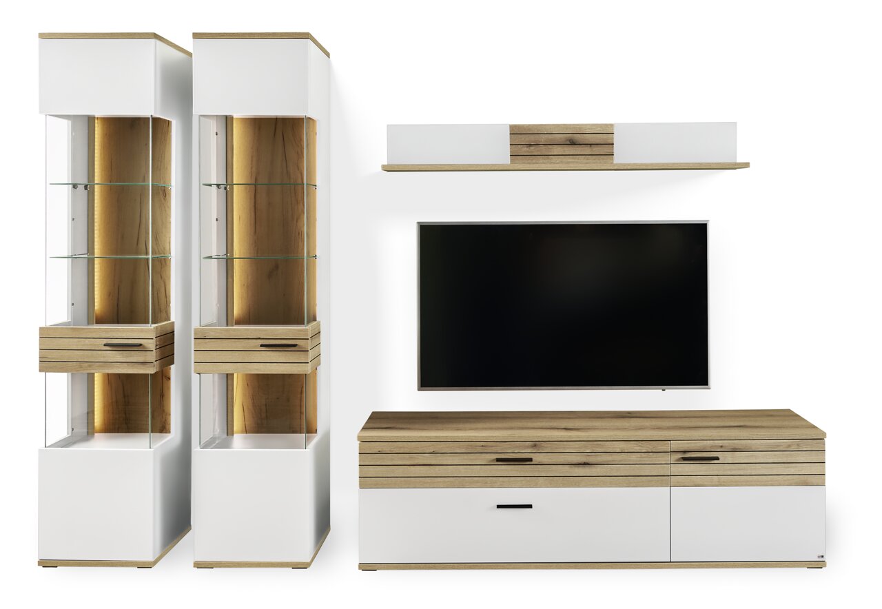 Moderne Wohnwand mit zwei hohen Vitrinen, einem TV-Schrank und einem Wandregal in Holz- und Weißoptik, frontal betrachtet.