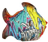 Bunte Poly Fisch Street Art Skulptur, seitliche Perspektive