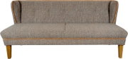 Gepolsterte 2-Sitzer-Sitzbank/Sofa mit grauem Stoffbezug, brauner Paspelierung und Holzfüßen, frontal in leicht erhöhter Perspektive freigestellt