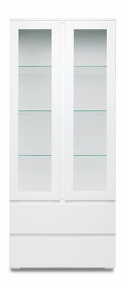 Weiße Vitrine mit Glastüren und mehreren Regalböden, frontale Ansicht.