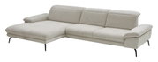 Beige longchair-set met linkerarmleuning, modern perspectief van links vooraan