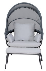 Frontale Ansicht eines modernen Loungesessels mit grauen Kissen und einem schützenden Baldachin.