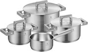 WMF Cromargan Edelstahl-Topfset mit drei Töpfen mit Deckel und einem Stieltopf, frontale leicht erhöhte Perspektive