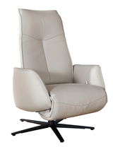 Moderner Fernsehsessel in hellem Leder mit hoher Rückenlehne und drehbarem Fuß, seitliche Perspektive.