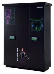 Schwarzer dreitüriger Kleiderschrank mit Minecraft-Motiven, frontal abgebildet.