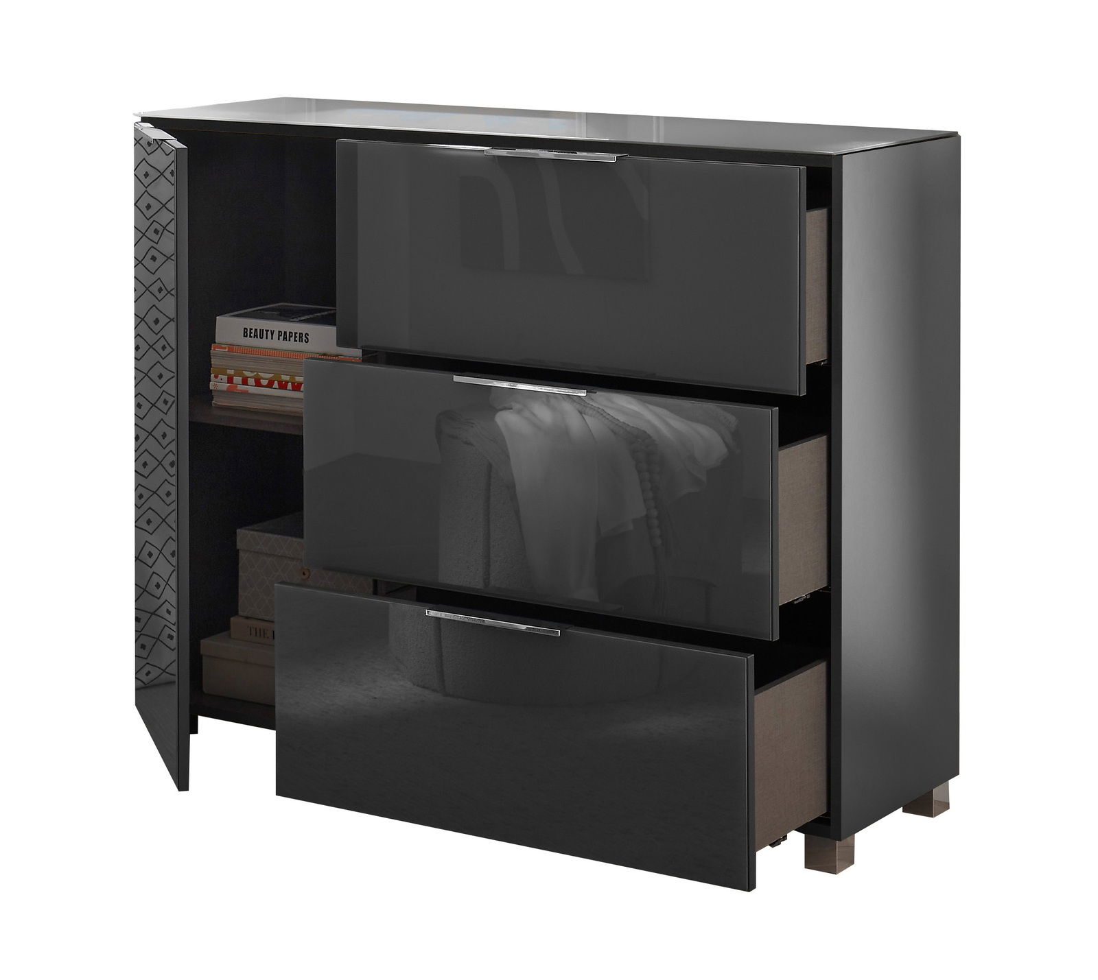 Schwarze Kommode mit drei Schubladen und einer offenen Tür, die von vorne leicht seitlich fotografiert wurde.