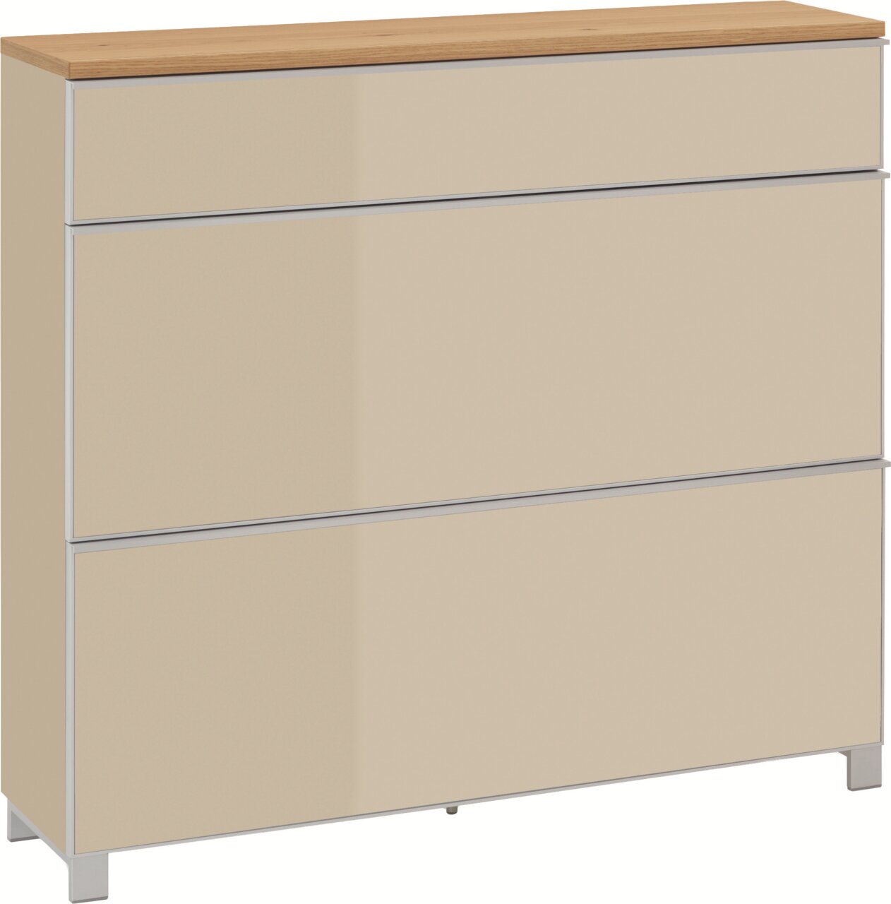 Beige Kommode mit drei Schubladen, Holzplatte in Eichenoptik und silbernem Rahmen, freistehend auf Füßen, Ansicht schräg von vorne