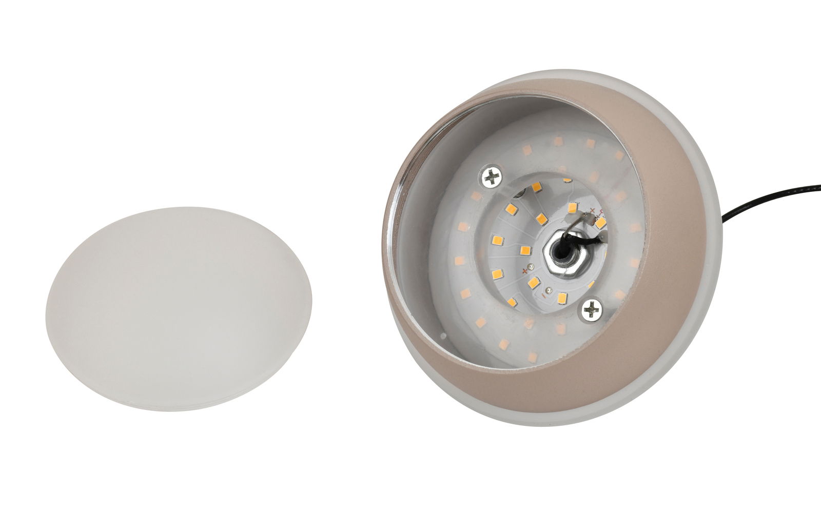 Nahaufnahme einer LED-Pendelleuchte mit abgenommener Abdeckung, die die LED-Lichtquelle und die Befestigungsschrauben zeigt.