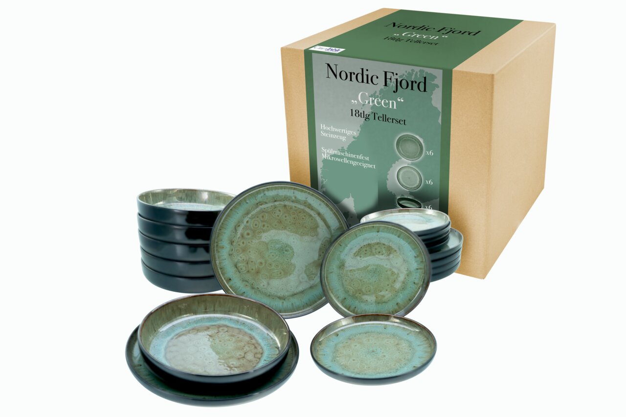 18-teiliges Tellerset 'Nordic Fjord Green' aus hochwertigem Steinzeug, spülmaschinen- und mikrowellengeeignet, in einer attraktiven Verpackung. Perspektive: leicht von oben.