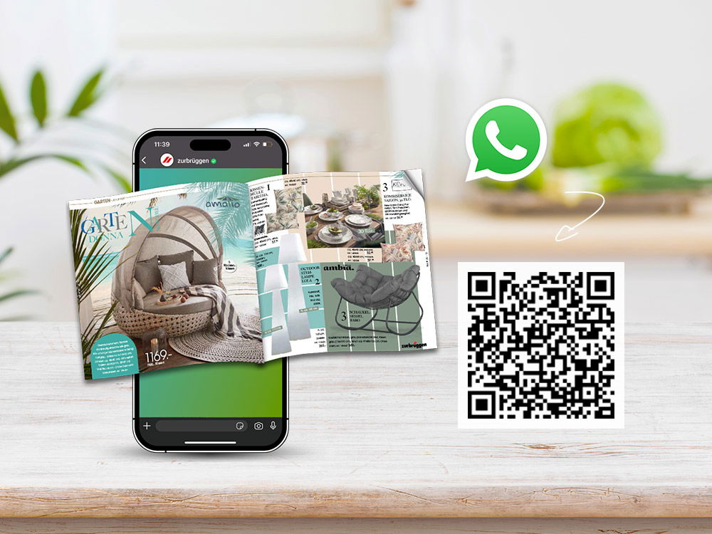 Smartphone mit einer geöffneten digitalen Werbebroschüre. Darüber das grüne WhatsApp-Logo.