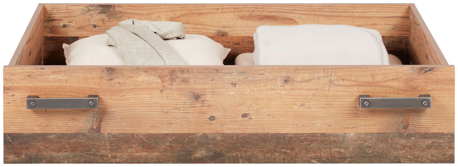 Unterbettschubkasten aus Holz mit Metallgriffen, gefüllt mit Kissen und Decke, frontal fotografiert.