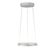 Moderne Pendelleuchte PURE E-Loop in silberner Farbe, von unten betrachtet, mit kreisförmigem Design und dünnen Aufhängungen.