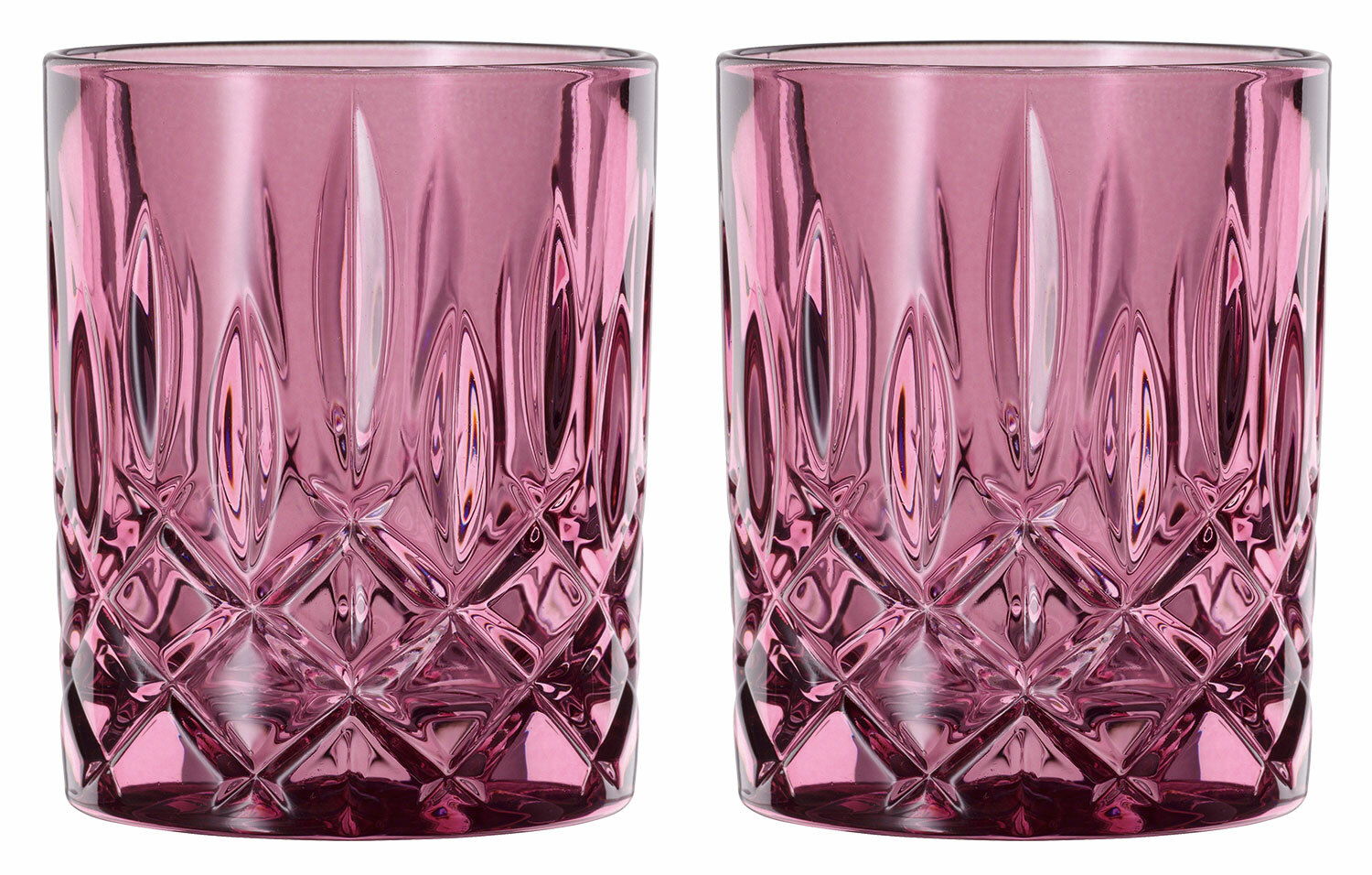 Zwei rosafarbene Whiskybecher mit facettiertem Design, frontal abgebildet.
