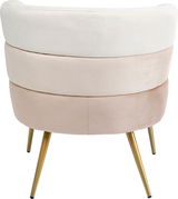 Rückansicht eines modernen Sessels mit dreifarbiger Polsterung in Weiß, Beige und Hellbraun, auf goldenen Metallbeinen.