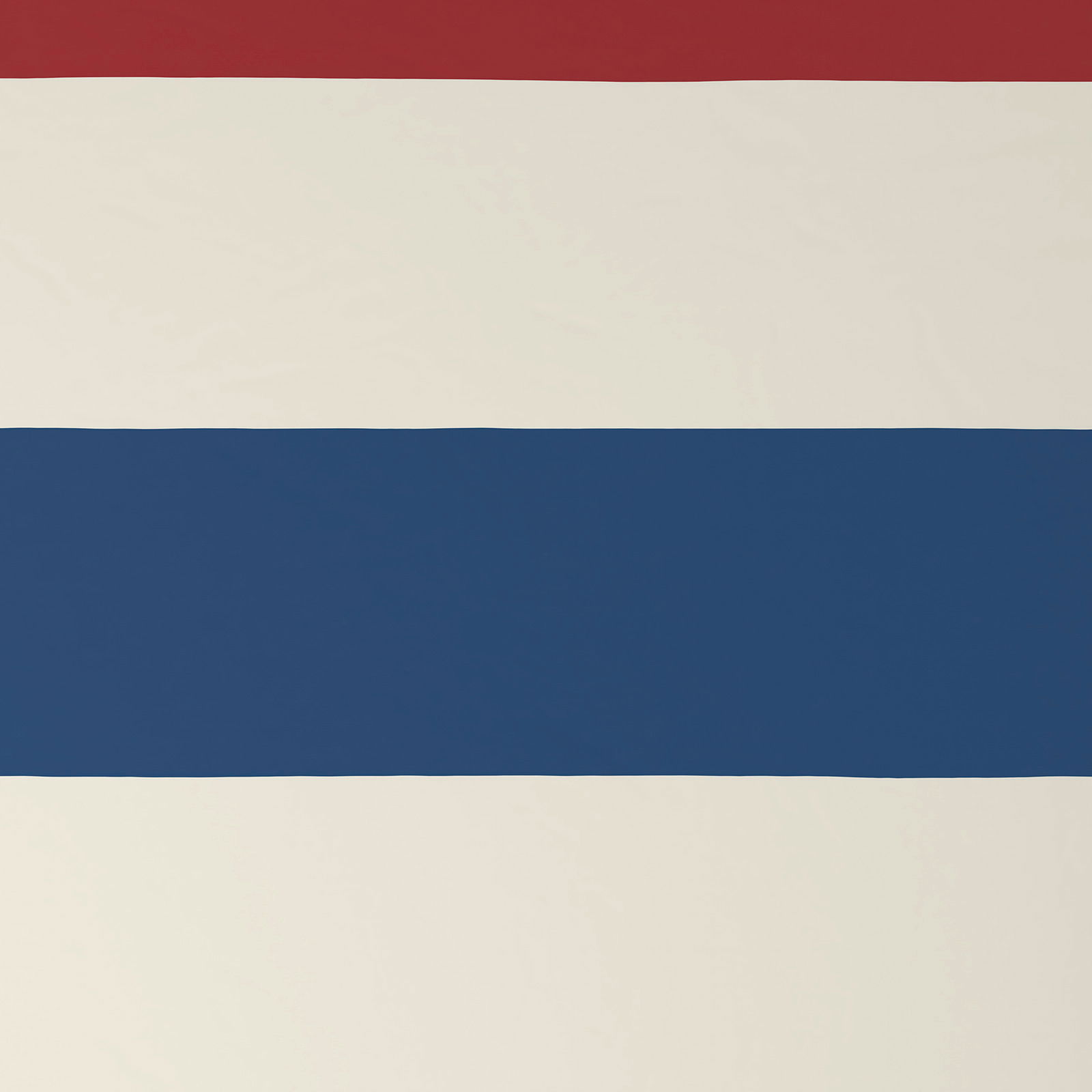 Wendebettwäsche mit horizontalen Streifen in Rot, Weiß und Blau, Draufsicht