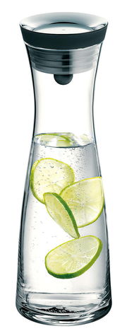 Wasserkaraffe BASIC 1L mit Limettenscheiben, seitliche Ansicht