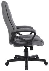 Grauer Homeoffice-Drehstuhl von der Seite mit gepolstertem Sitz und Rückenlehne, Armlehnen und Rollenfuß.
