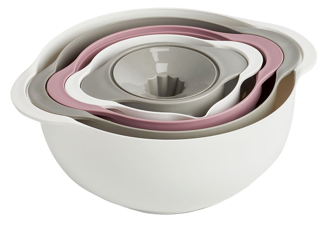 Verschachteltes Multifunktions-Küchen-Set aus fünf Teilen in verschiedenen Farben, seitliche Perspektive.