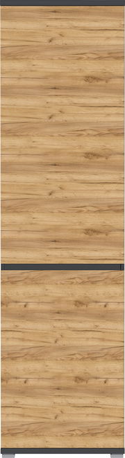 Frontansicht eines XL-Schuh- und Garderobenschranks mit Holzoptik und modernen Akzenten.