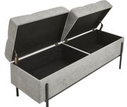 Hockerbank mit Stauraum, grauer Stoff, geöffnete Perspektive, zeigt zwei separate Fächer.