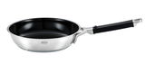 Bratpfanne aus Edelstahl mit schwarzer Antihaftbeschichtung und ergonomischem Griff, seitliche Perspektive